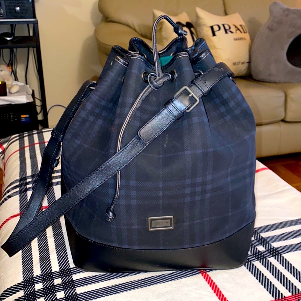 Authentic vintage Burberry bucket bag